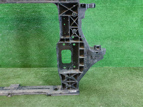 Телевизор Genesis GV80 (2020-н.в.)