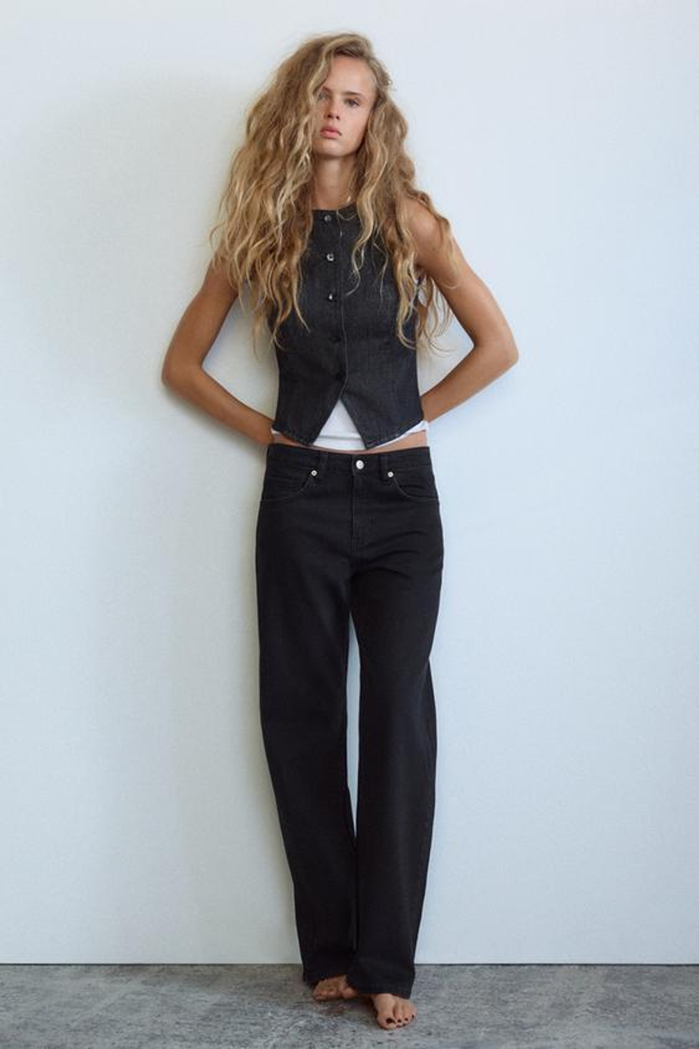 ZARA ДЖИНСЫ TRF SLOUCHY СО СРЕДНЕЙ ПОСАДКОЙ, ЧЕРНЫЙ