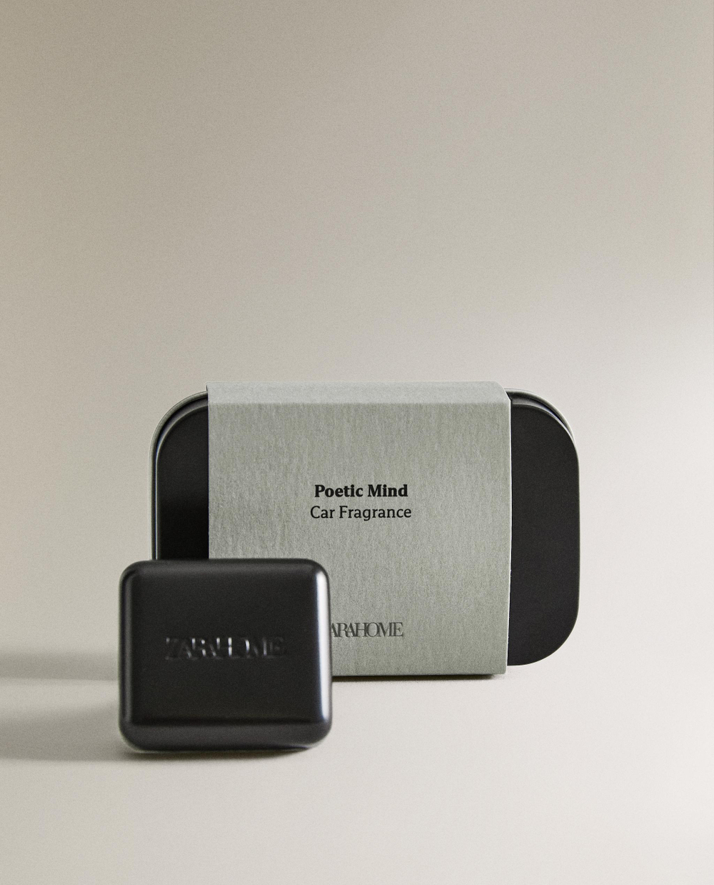 Zara Home Ароматизатор для автомобиля Poetic Mind 20 мл, аромат ароматический, Золотой
