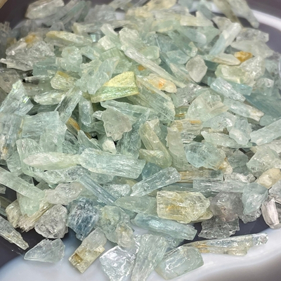 34247 Аквамарин кристалл необработанный 10-20мм