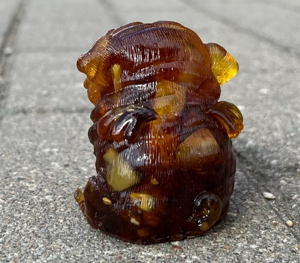 Мопс с крылышками