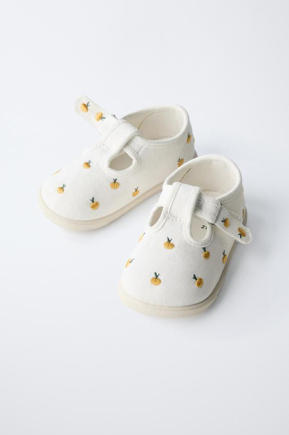 ZARA КЕДЫ С ЯБЛОКАМИ БОСИКОМ, БЕЛЫЙ