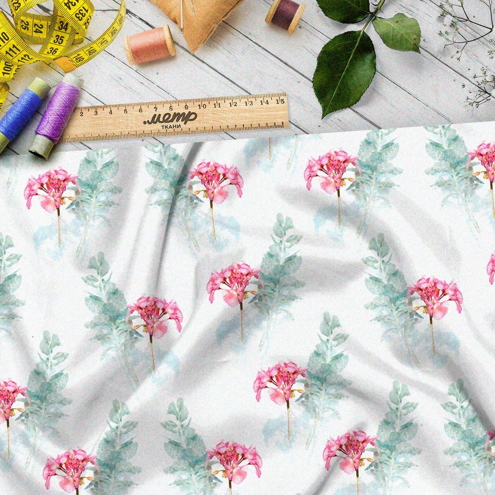 Ткань кулирная гладь бледно-розовые гвоздики на белом фоне