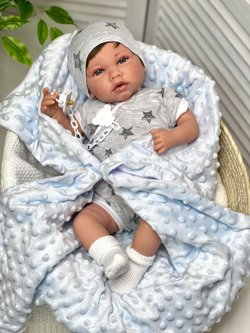 Кукла Marina and Pau 45 cм Luka мягконабивная с пледом в пакете (1245K)