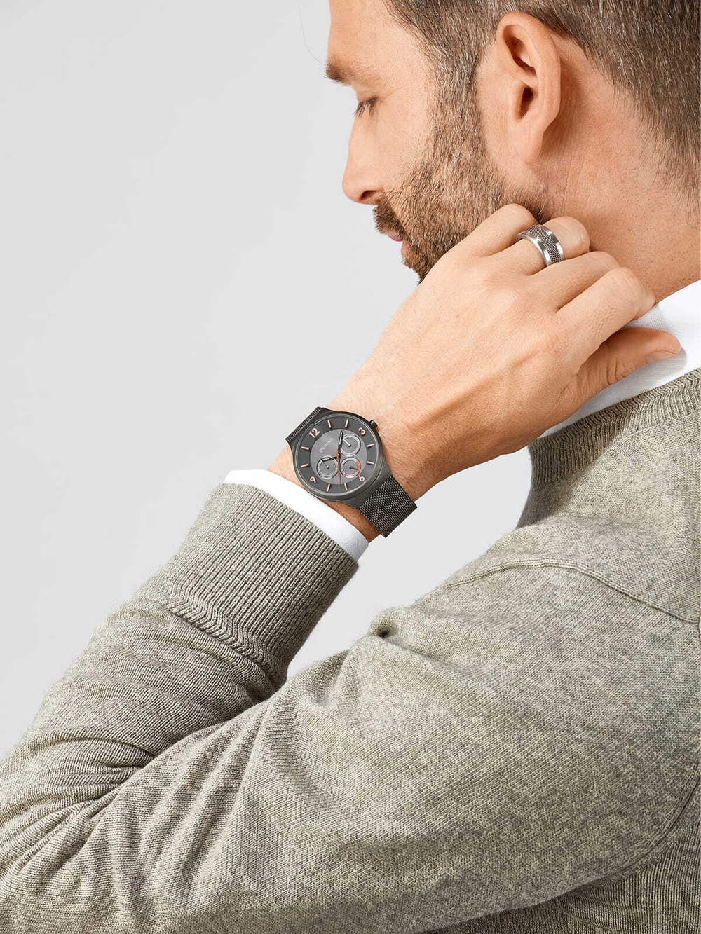 Наручные часы Bering 33441-377