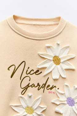 ZARA ТОЛСТОВКА С ЦВЕТОЧНОЙ АППЛИКАЦИЕЙ, ЦВЕТ СЛИВОЧНОГО МАСЛА