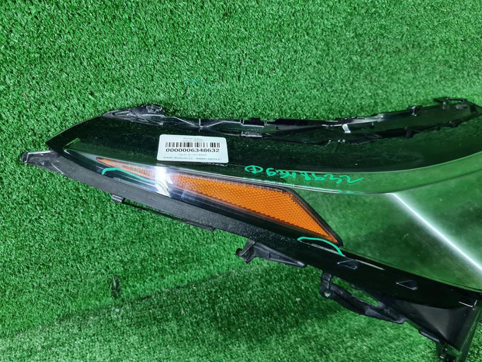 Стекло фары правое Lexus RX 4 (2019-2022)