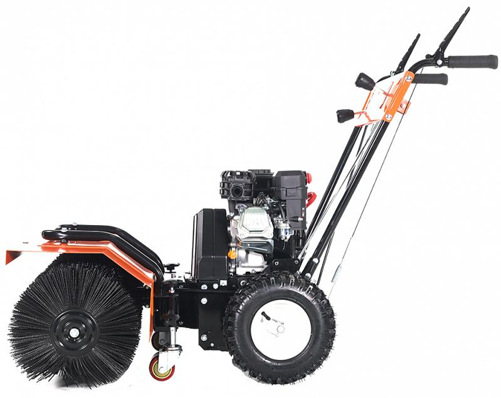 Бензиновая самоходная подметальная машина YARD FOX 800SL