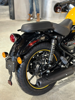 Royal Enfield Meteor 350 Fireball Yellow