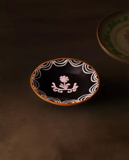 ZARA HOME Х NANUSHKA ТАРЕЛКА ИЗ ФАЯНСА С РОСПИСЬЮ