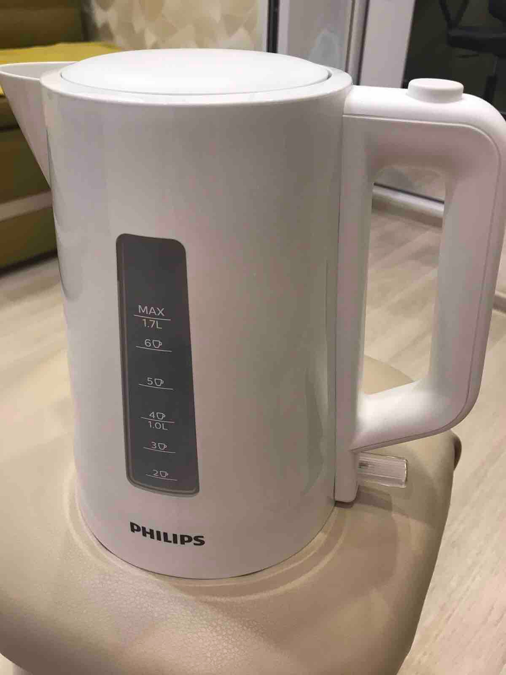 Чайник PHILIPS HD9318/00