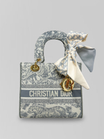 Сумка 15168 прямоугольная тканевая с вышевкой на коротких ручках с платком в комплекте