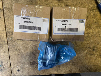 Транзистор радиатора кабины 4464279