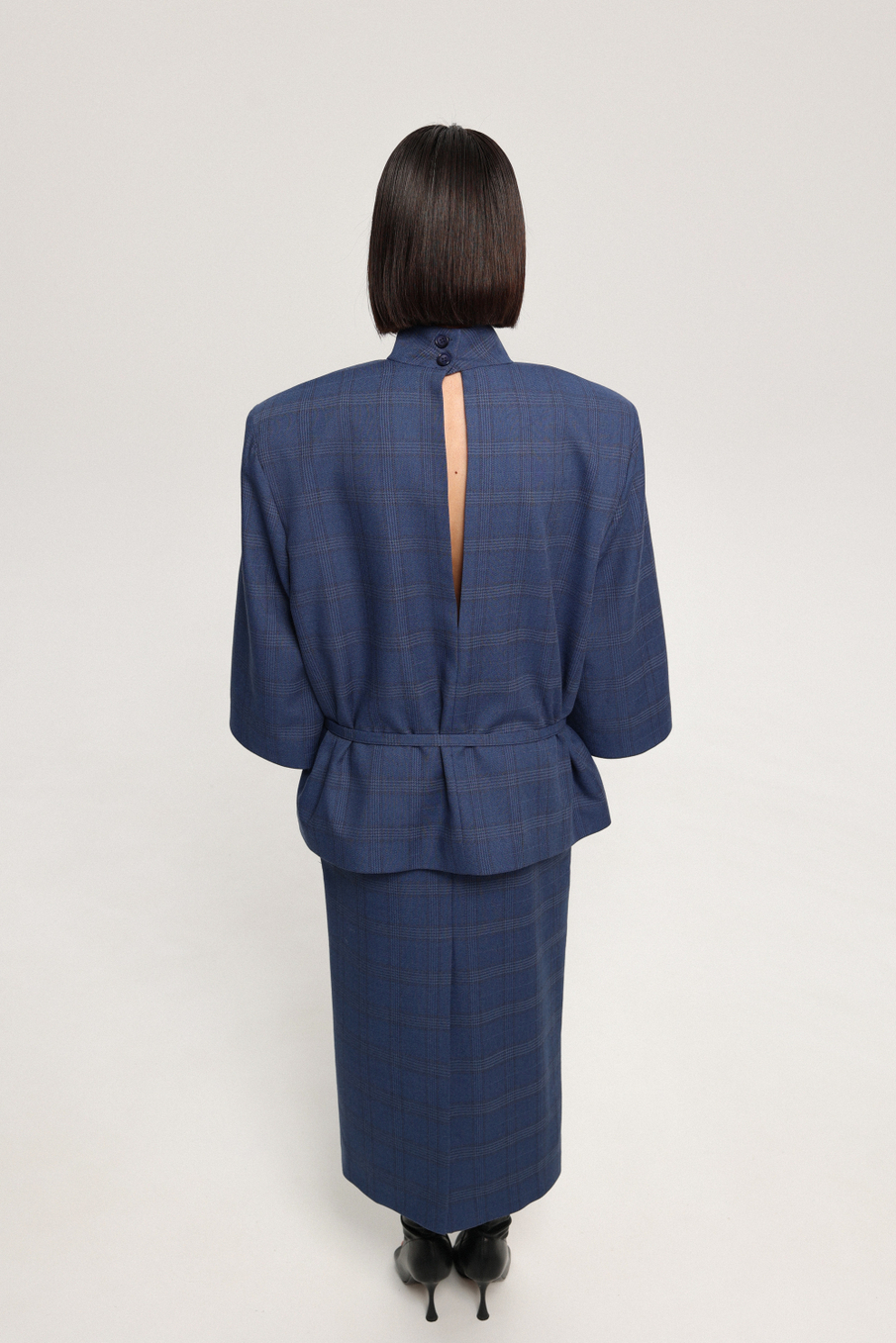 Юбка-карандаш миди