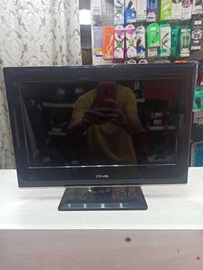 Телевизор DNS E16A20  LED 16" (40 см)