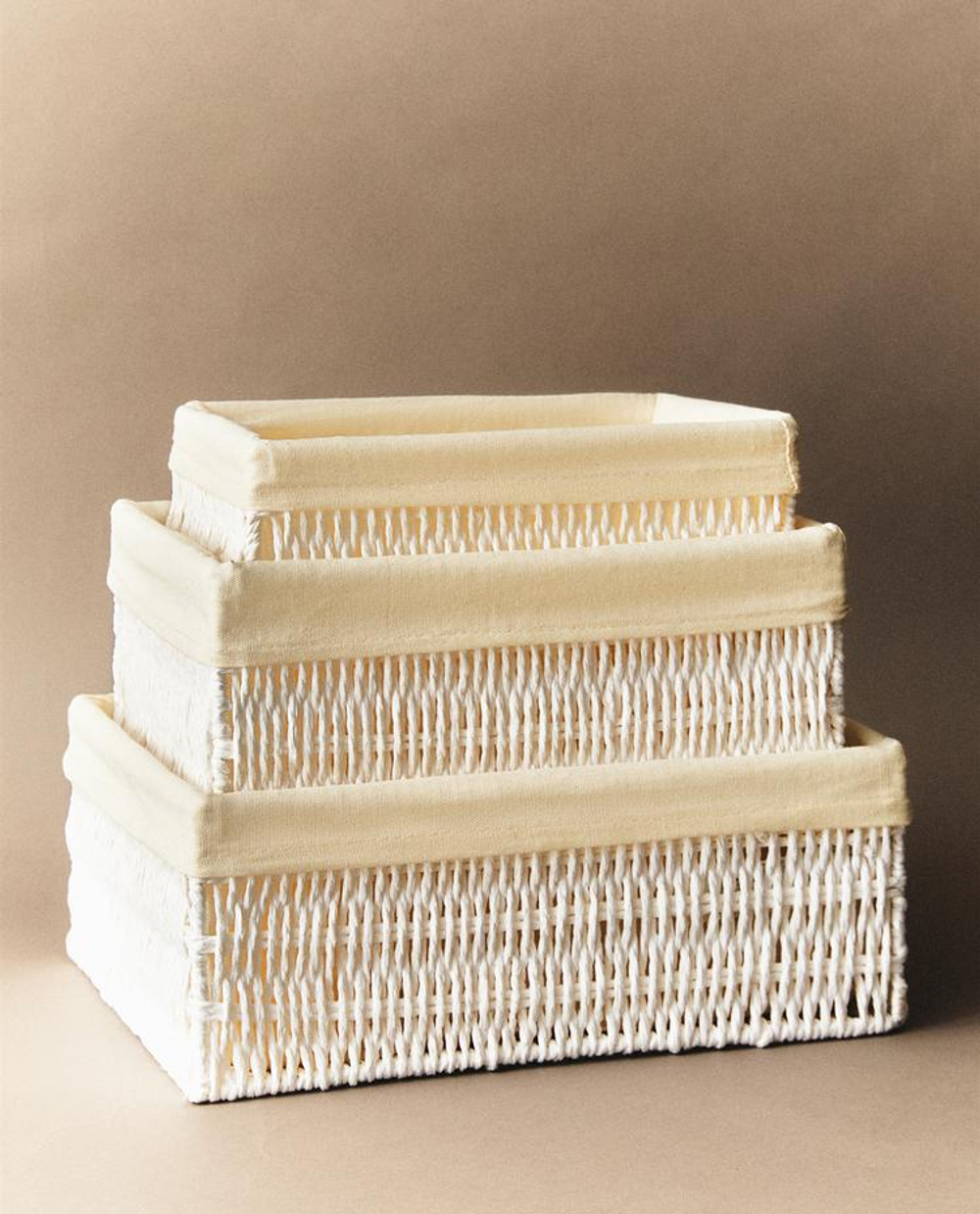 ZARA HOME ПРЯМОУГОЛЬНАЯ КОРЗИНА С ТКАНЕВОЙ ВНУТРЕННЕЙ ОБИВКОЙ, БЕЛЫЙ