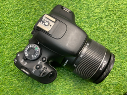 Canon 600D Kit 18-55mm 3.5-5.6 IS II 15.700 кадров