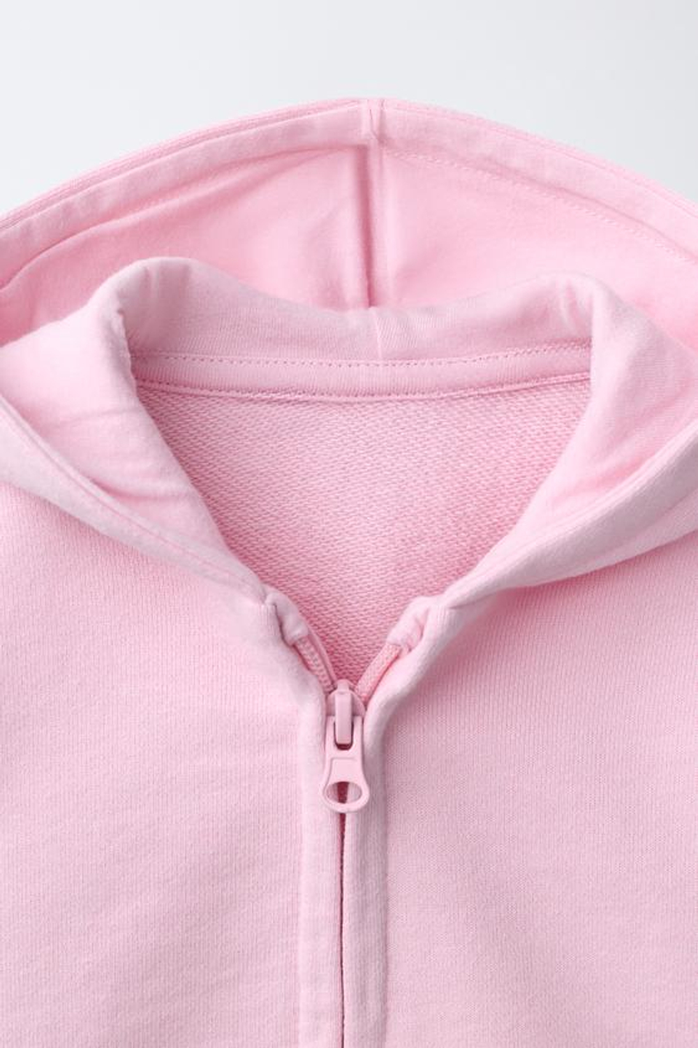 ZARA ОДНОТОННАЯ ТОЛСТОВКА НА МОЛНИИ, РОЗОВЫЙ