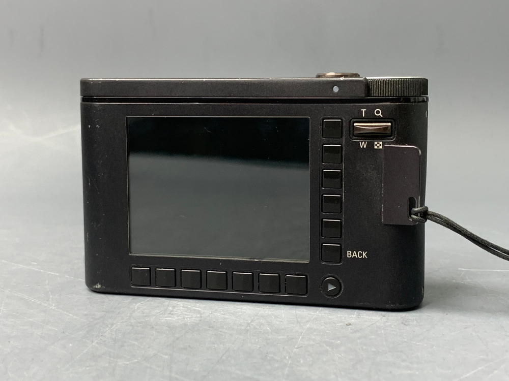 Samsung NV10, без ЗУ