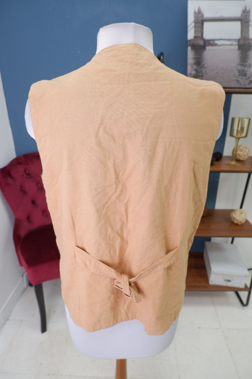 Жилет красивый 44-46 размер