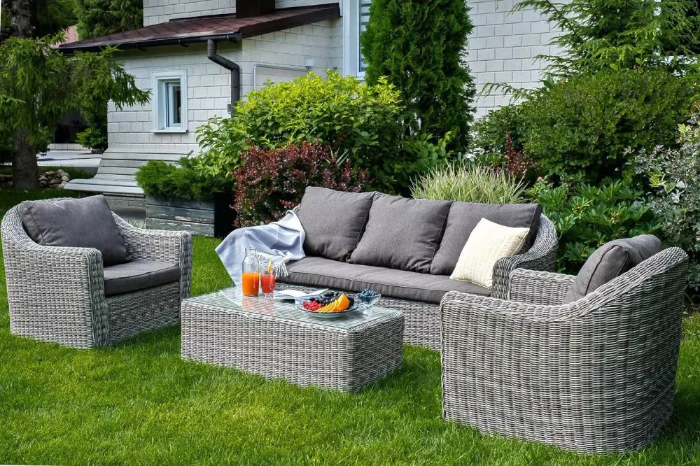 "Фабриция" журнальный столик из искусственного ротанга, цвет серый