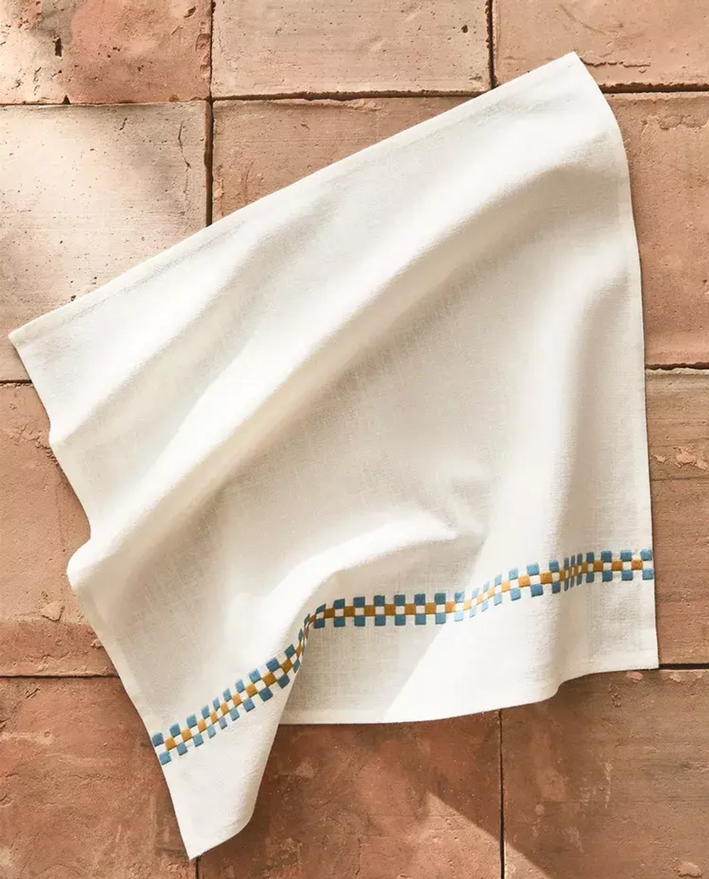 ZARA HOME САЛФЕТКИ ИЗ ХЛОПКА С КОНТРАСТНОЙ КАЙМОЙ (НАБОР ИЗ 2 ШТ.), БЕЛЫЙ/ЗЕЛЕНЫЙ