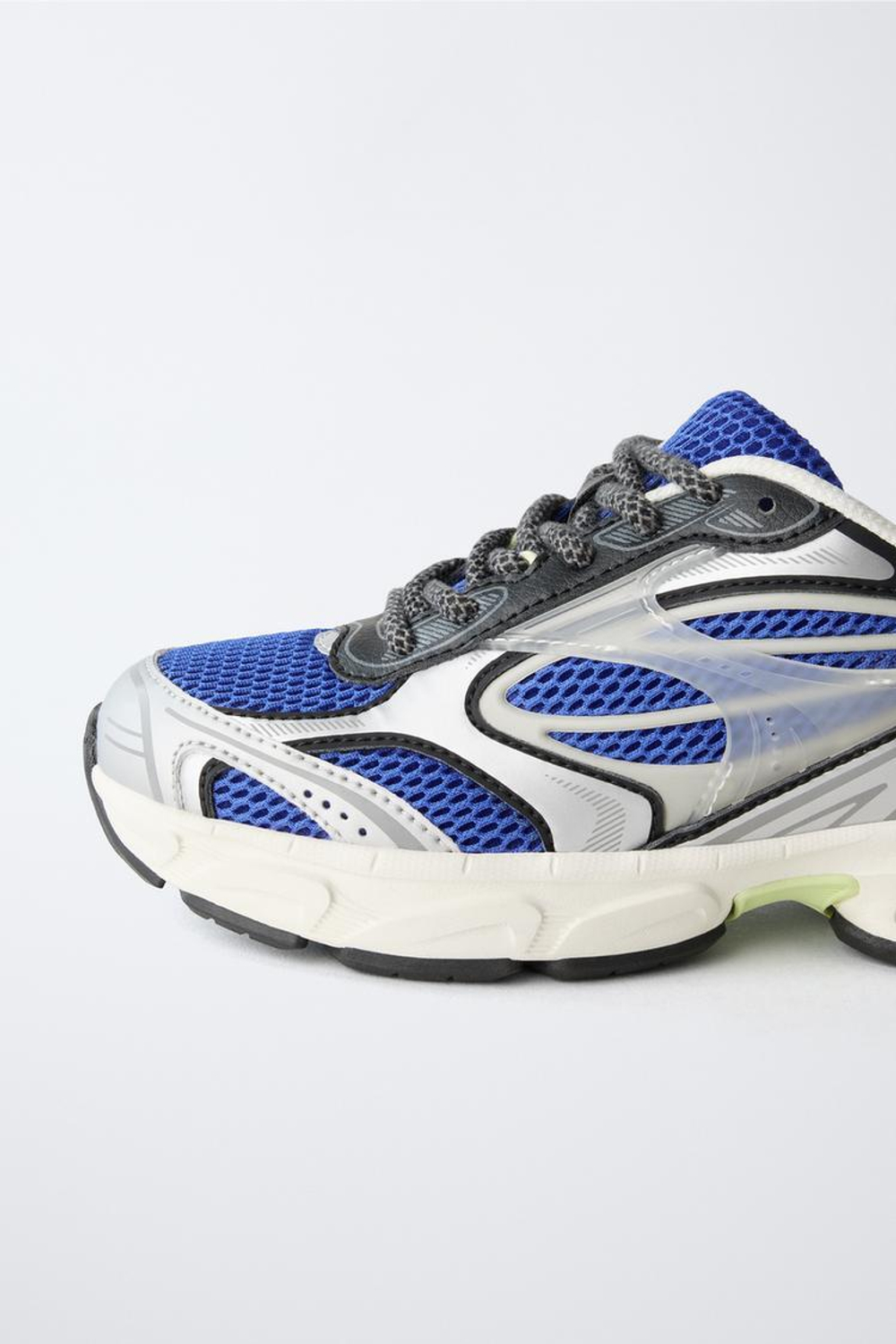 ZARA СПОРТИВНЫЕ КРОССОВКИ ИЗ СЕТЧАТОЙ ТКАНИ, СИНИЙ