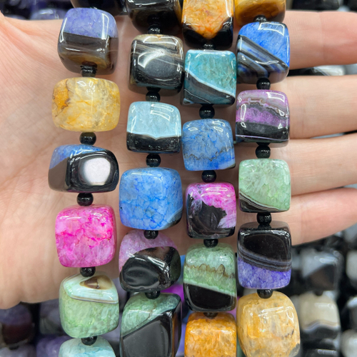 Агат бусины кубик 13х13 мм, 22 бусины на нитке