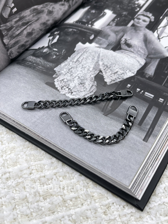 Вешалка петелька цепочка для верхней одежды графит