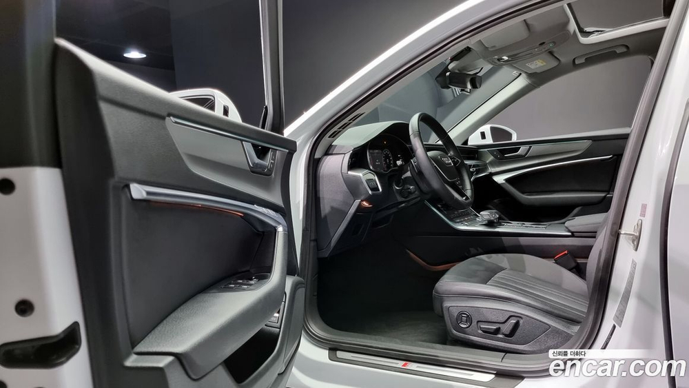 Audi A6 (C8) 45 TFSI (06.2021)