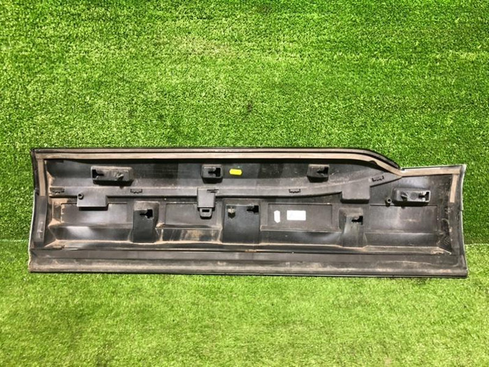 Накладка двери задняя правая Audi Q7 2 (2015-н.в.)