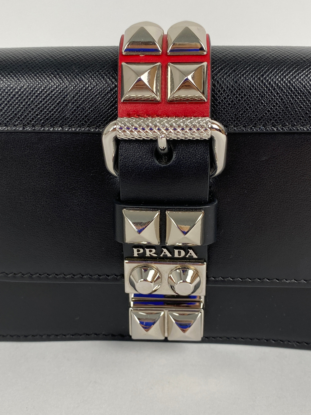 Сумка Prada
