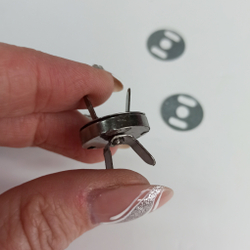 Кнопка установочная 16 мм