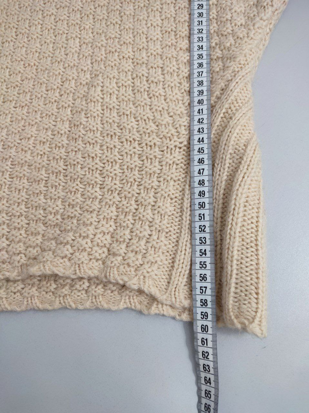 Свитер с шерстью 42 размер
