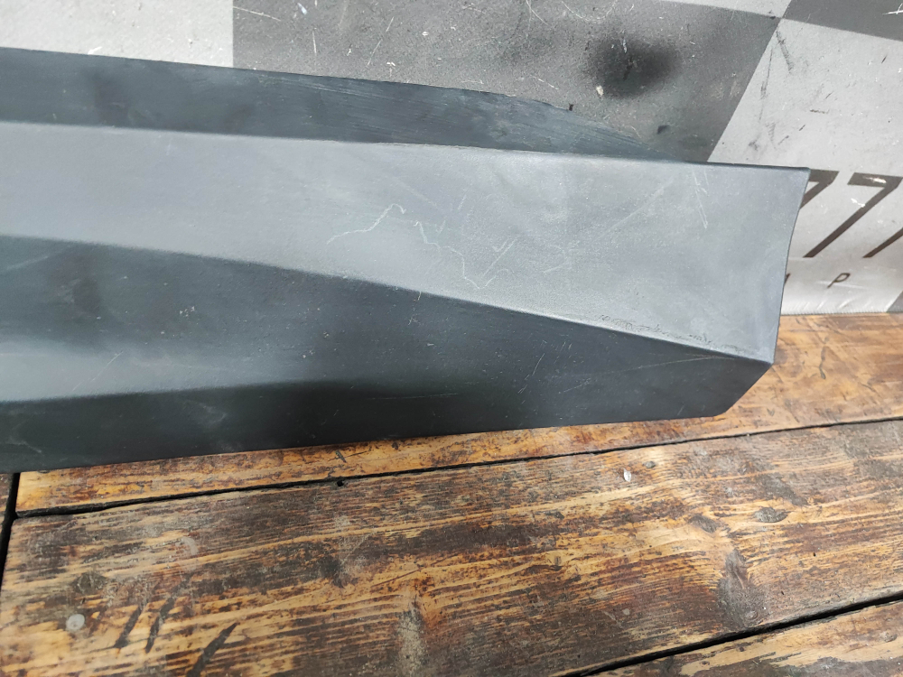 Накладка двери задней левой Geely Coolray 23-нв Б/У Оригинал 5081079000