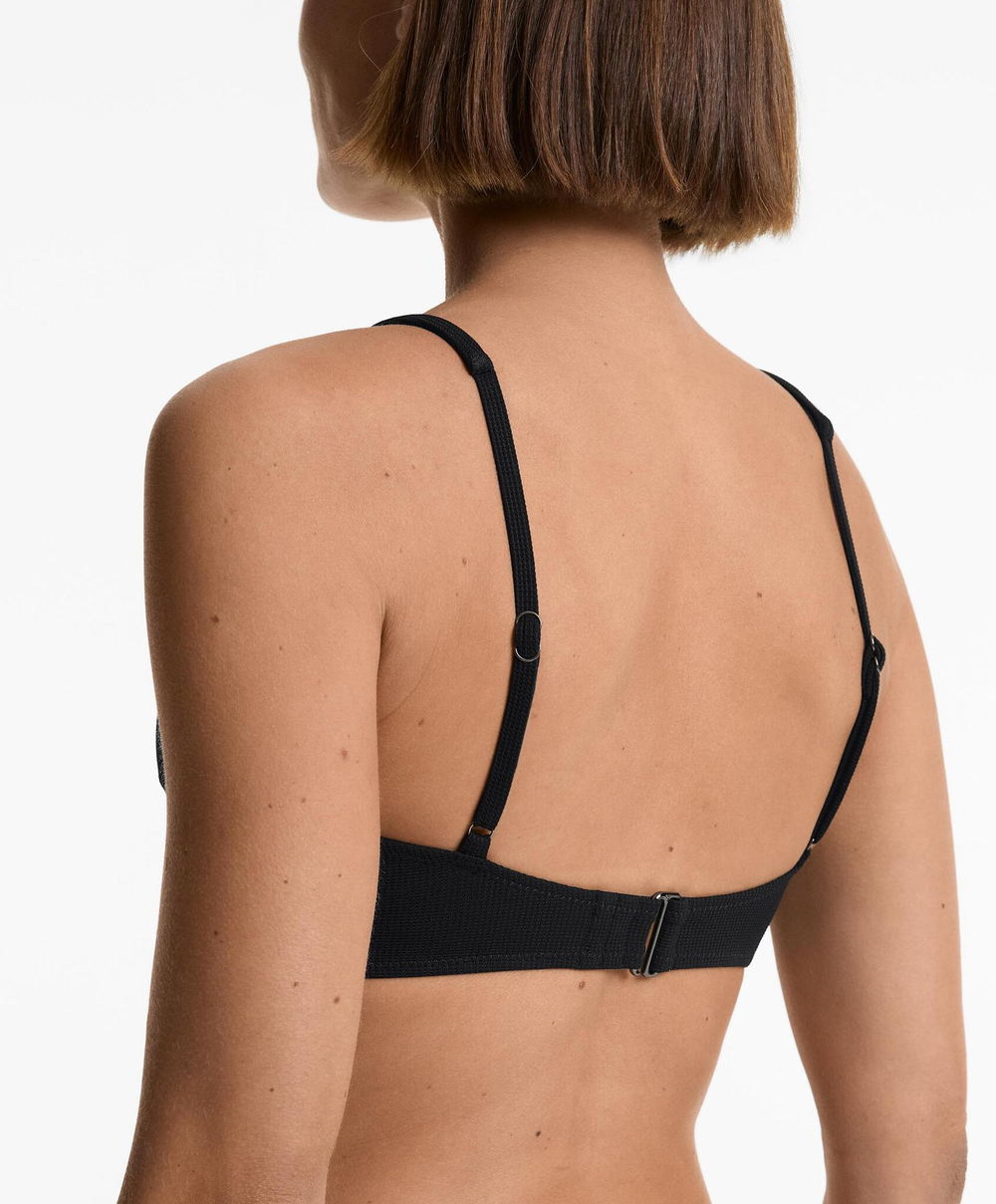 OYSHO Топ бикини халтер из ткани пике на запахе, черный