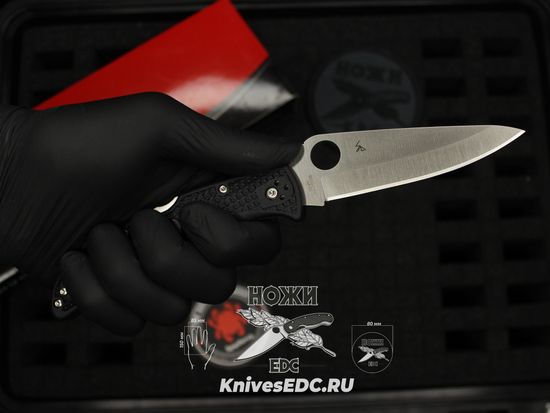 Складной нож Spyderco Endura C10PBK c клинком из стали VG-10, рукоять FRN