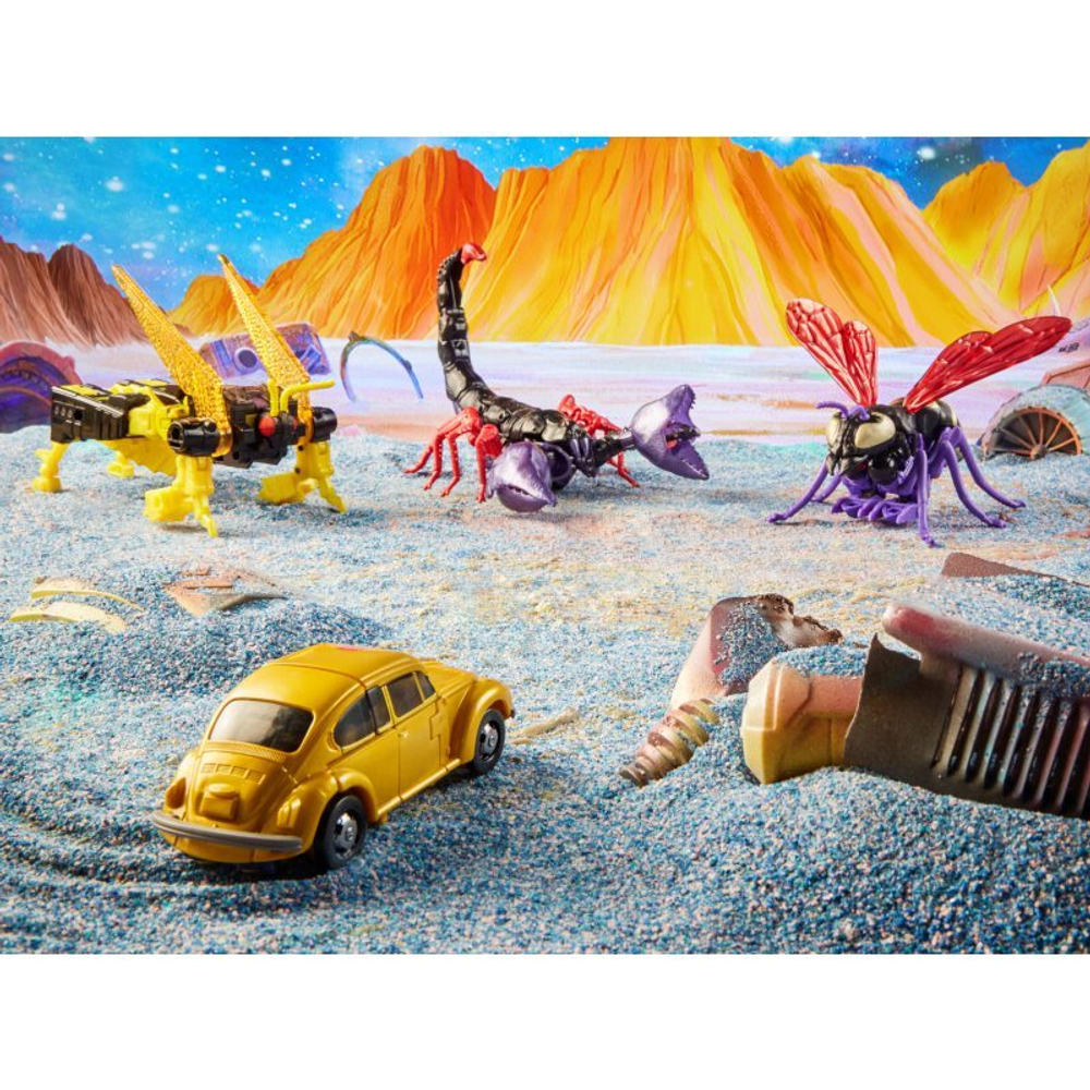 Hasbro Transformers Legacy - Набор фигурок Buzzworthy Bumblebee Creatures Collide F3933