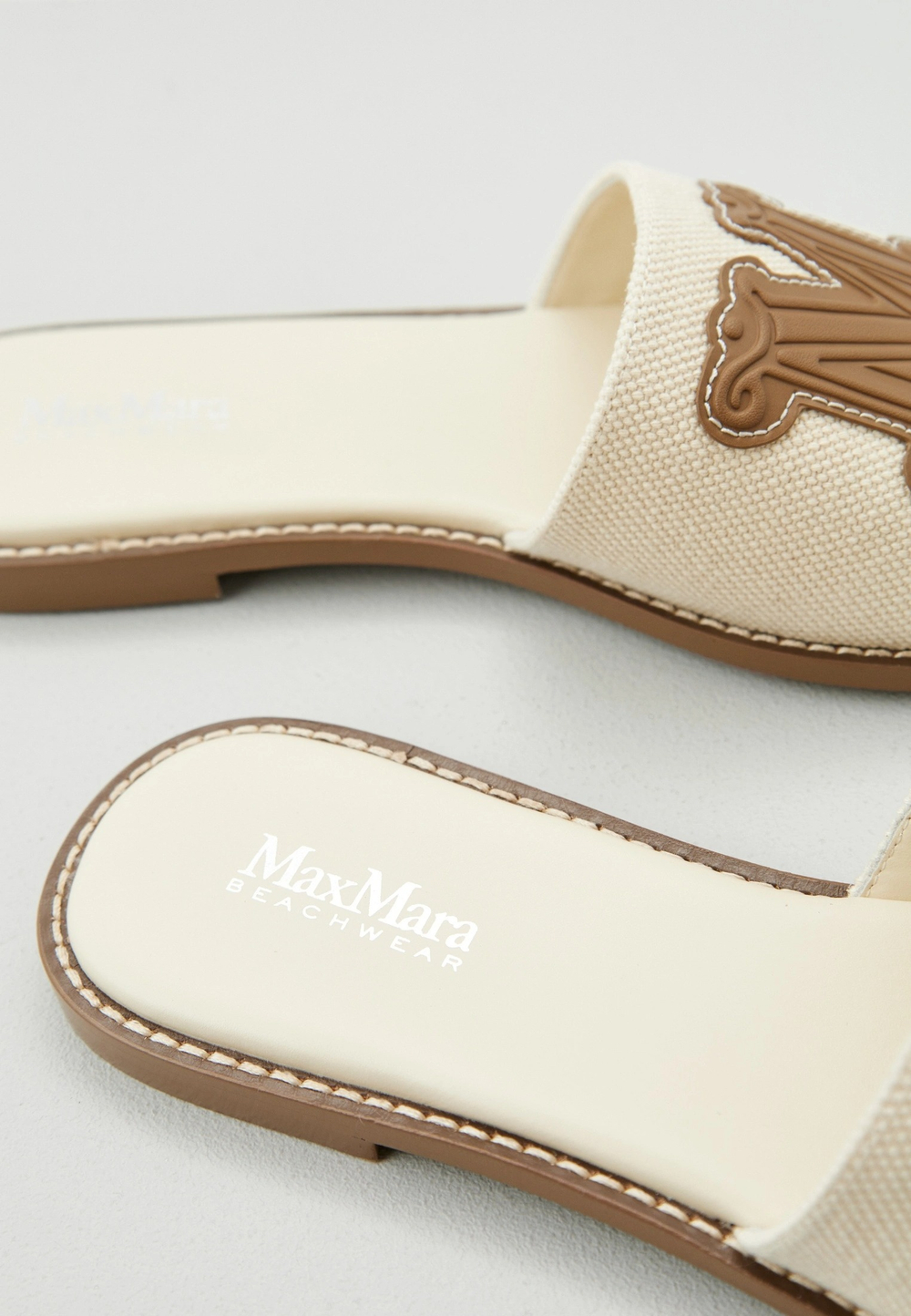 Шлепанцы женские MAX MARA BEACHWEAR BCHCAUCASO