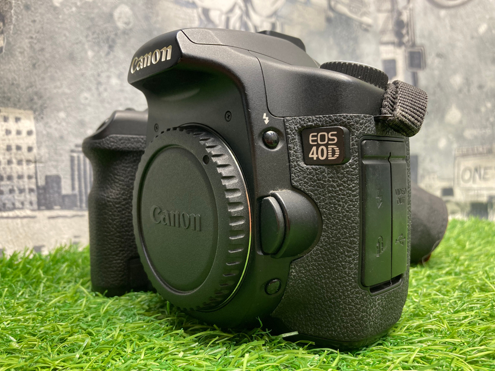 Canon EOS 40D 16.000 кадров