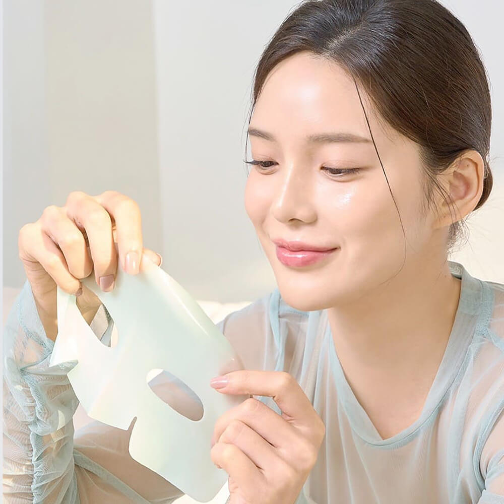 LUVUM Green Citrus Vitamin C Gel Mask Plus осветляющая гидрогелевая маска для лица с витаминным комплексом и экстрактом юдзу