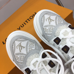 Louis Vuitton Archlight