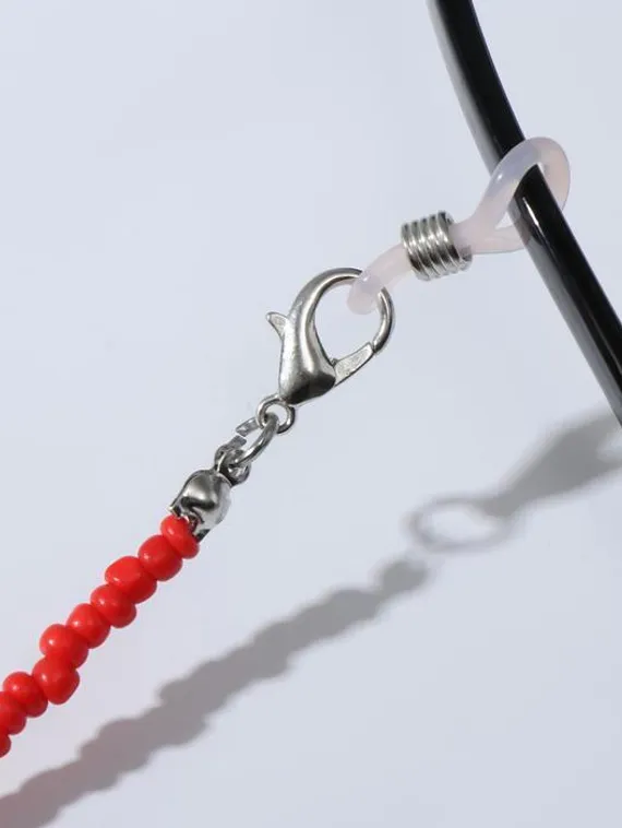 Цепочка для очков "Бисер" ромашка, цвет красный, 70 см