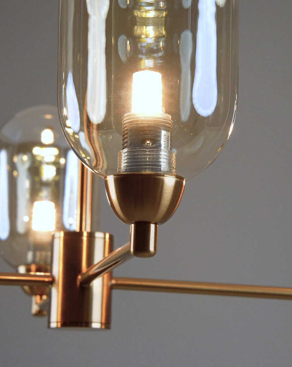 Люстра подвесная Moderli V10846-4P Gracy