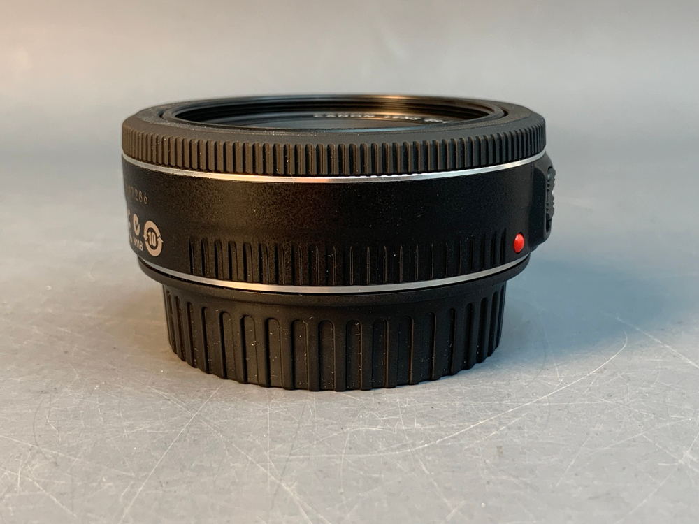 Canon EF 40mm 2.8 STM