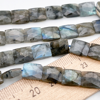 Лабрадор бусины, прямоугольник с огранкой, размер около 10*8 мм, цена за набор 8 штук