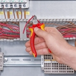 Кусачки боковые хромированные 125 мм Knipex 70 06 125
