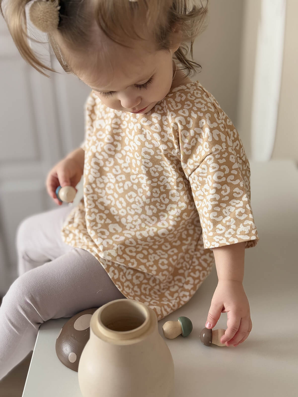 Футболка оверсайз Mjölk Sand Leopard