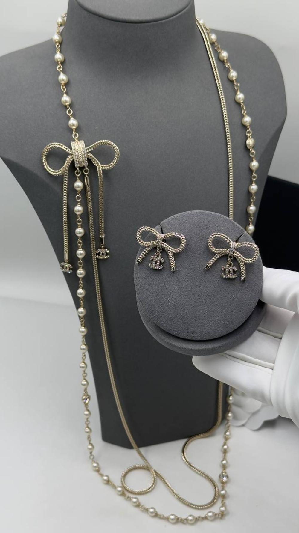 Бусы CHANEL