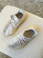 Кроссовки Adidas Yeezy, 40,5